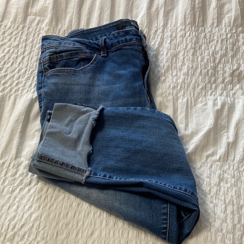 1822 Denim Women's Blue Ankle & Cropped Jeans
